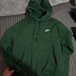 Nike Sportswear Club Fleece Pullover Gorge Green Hoodie